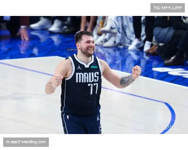 诺维茨基看好徒弟表现 预测东契奇本季领跑得分榜引发球迷热议 诺维茨基看好徒弟表现 预测东契奇本季领跑得分榜引发球迷热议